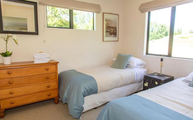 Arrowtown Country Cottage – Guest Rooms – Arrowtown