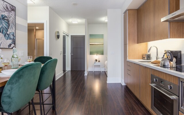 QuickStay - Stylish 2-Bedroom Downtown Condo