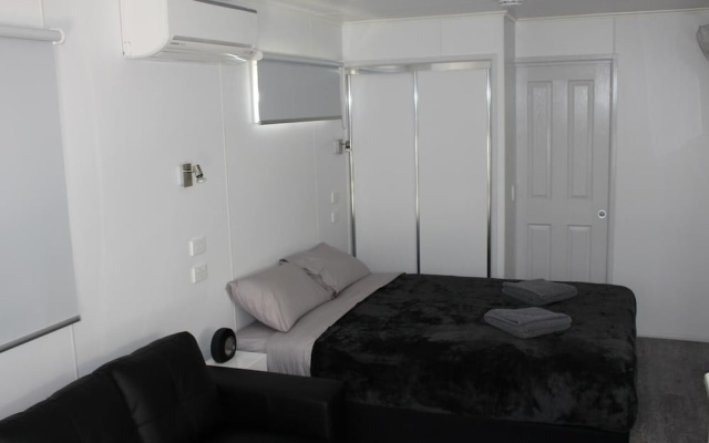Huntsville Caravan Park – Guest Rooms – Maryborough