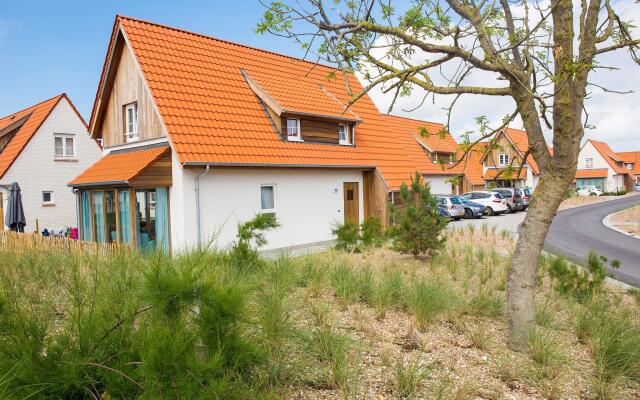 Villa, two bathrooms and a washing machine, 10km from Ostend