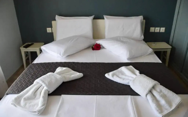 Sea Breeze Apartments - n.1 with private pool