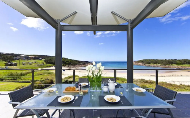 Sails on the Beachfront
