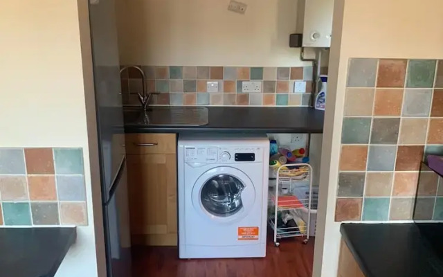 3 bedroom house in Reading