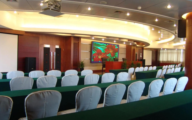 Golden Spring Hotel