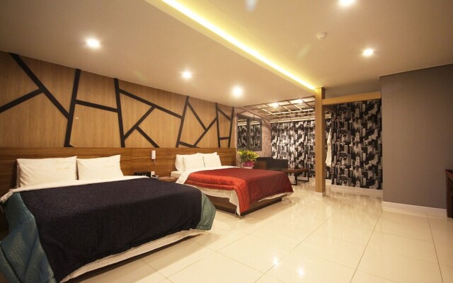 Iksan Feel Self Check-in Motel