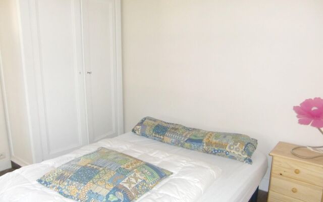 House With 2 Bedrooms in Soulac-sur-mer, With Enclosed Garden