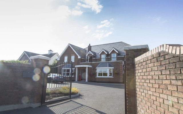 Caravogue House Bed & Breakfast