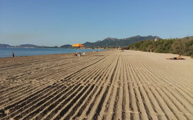 Apartment With one Bedroom in Capoterra, With Wonderful Mountain View,