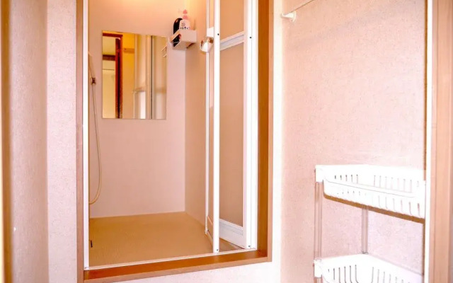 Guesthouse Osaka Tengachaya Station front hall