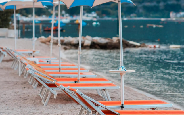 Palmon Bay Hotel & Spa