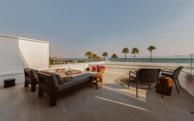 Kaliva Suites