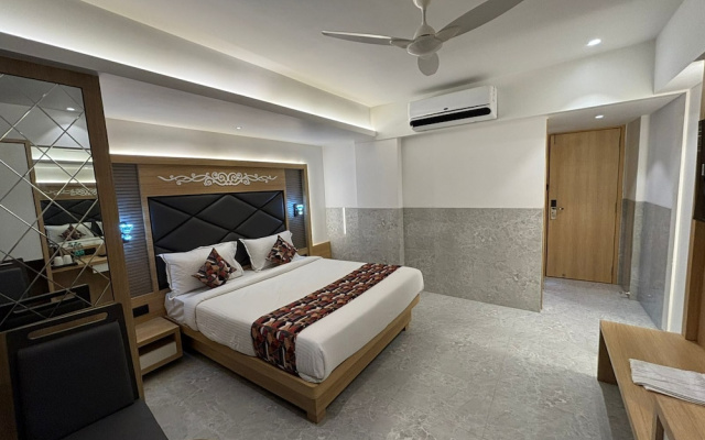Hotel Imperial Suites - Airoli
