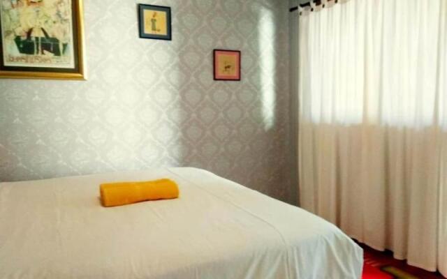 Jos And Hanny Homestay By Zuzu