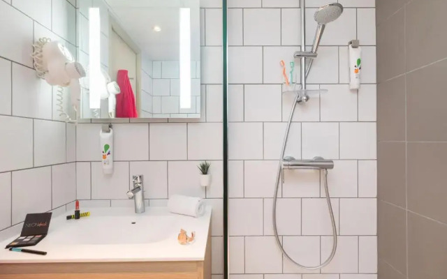 Matabi Hotel Toulouse Gare by HappyCulture