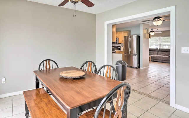 Sun-kissed Largo Escape: Private Pool & Patio