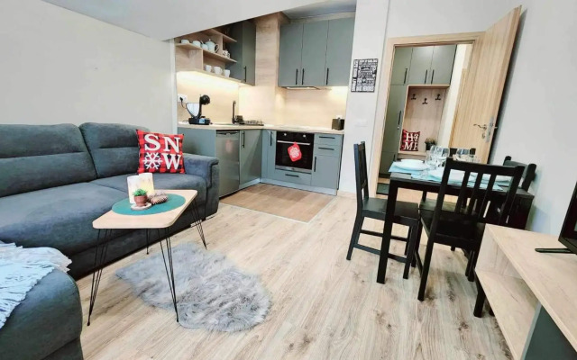 Арборо Боровец Гардънс Е 68