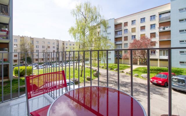 L'Universite  - Cosy & Clean