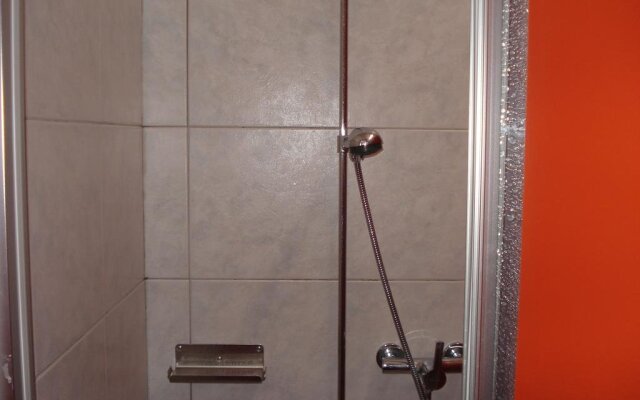 Adrenalin Backpackers Hostel
