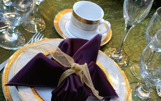 DoubleTree by Hilton Chicago - Arlington Heights