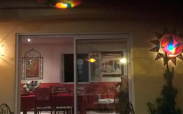 Aux Amandiers