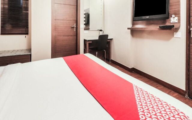 OYO 23254 Hotel Aqua