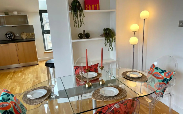 Edinburgh Penthouse 101