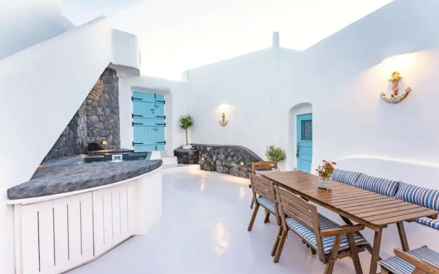 Kalamia Cave House