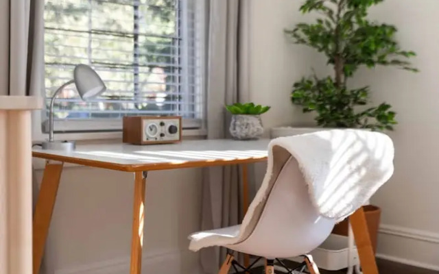 800 Furnished Apartments