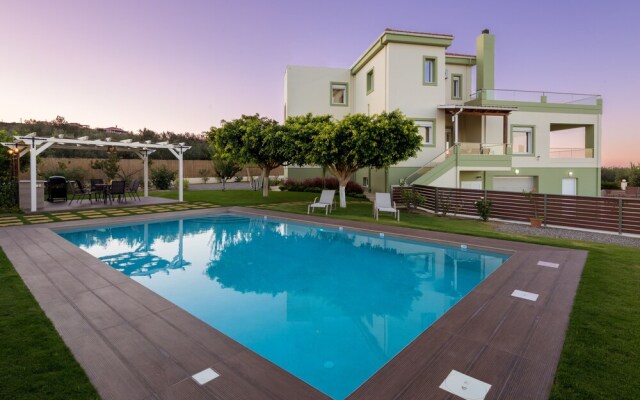 Villa Dimokratia