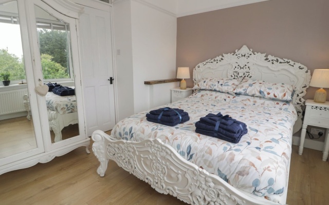 Mid Haven Cottage