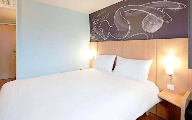 NH Barcelona Entenza