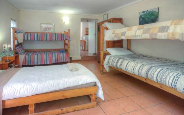 Woodlands Cottages & Camping
