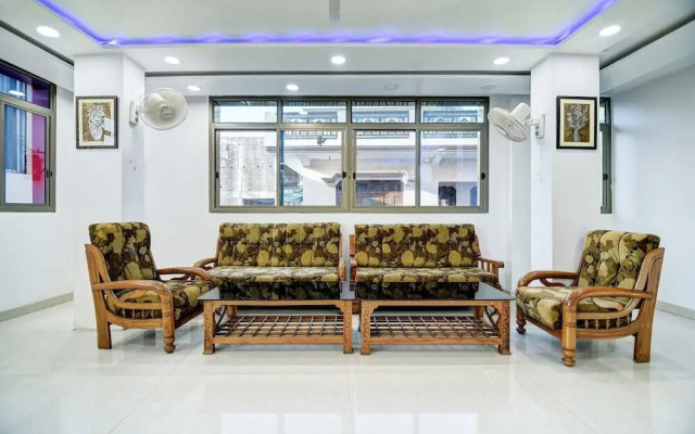 Capital O 38853 S Sumangalam Palace