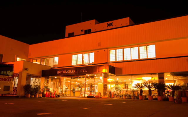 Hotel Grand Toya