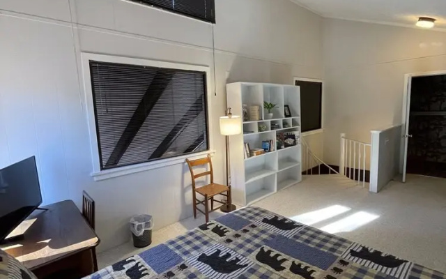 The Glen 60 3 Bedroom Condo by RedAwning