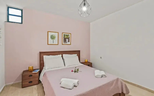 Seaside Gem Near Heraklion Villa Maro III Getaway