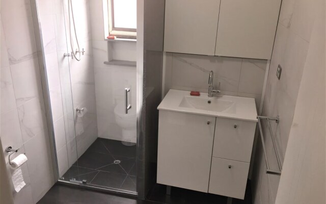 Wallis View - Lakeside Family Retreat