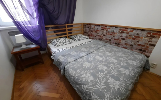 Lorf Hostel&Apartments