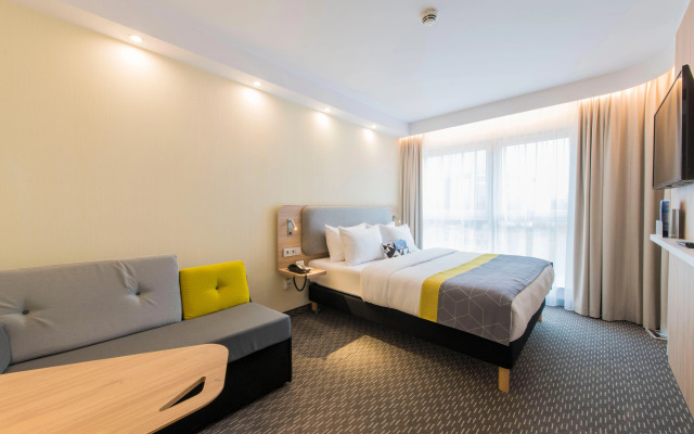 Holiday Inn Express Warsaw - Mokotow, an IHG Hotel