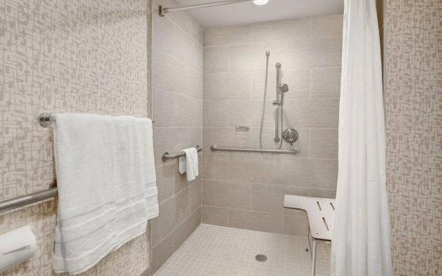 Sheraton Eatontown Hotel