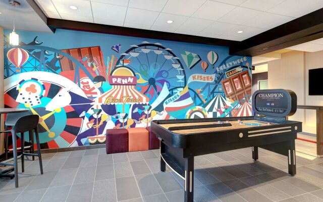 Tru by Hilton Grantville, PA