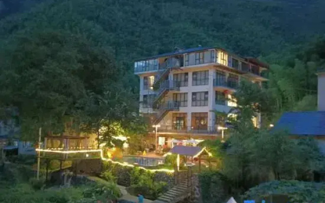 Yishu·Stream life Holiday Homestay