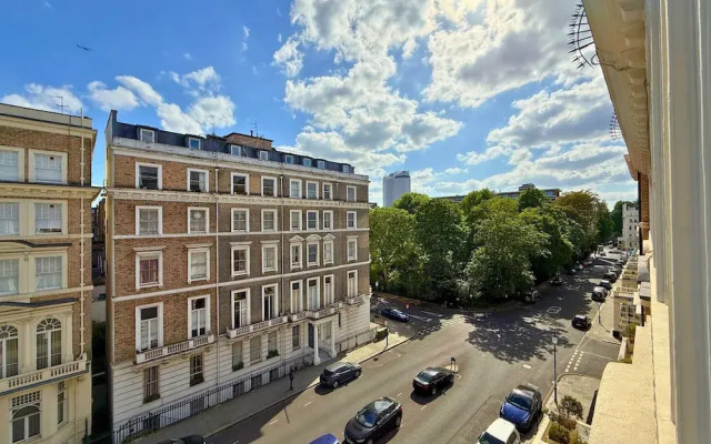 Knightbridge Hydepark 2b2b and Garden