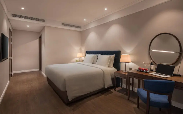 Brand New 2Bdr Suite Rooftop Pool