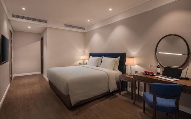 Brand New 2bdr Suite Rooftop Pool