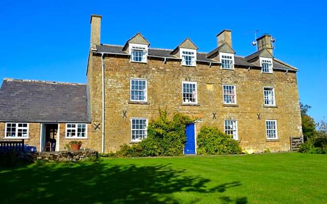Mine Hill House
