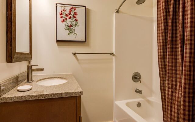 Lakey Gap Lodge - 4 Br Cabin