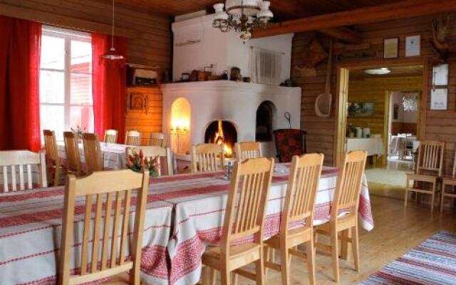 Loma-Vietonen Holiday Village