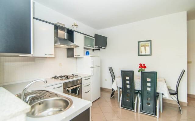 Apartments Valentić 1304