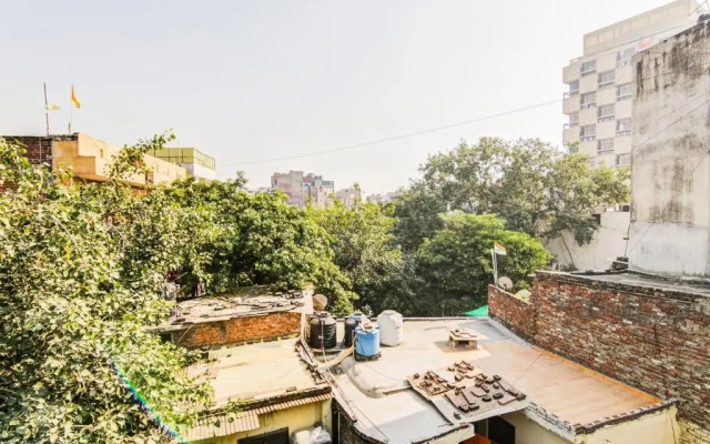 OYO Flagship 70341 Royal Green